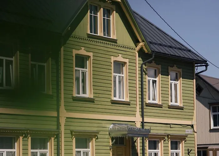 Cozy Summer Nest In The Center By The River