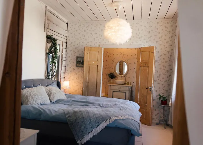 Cozy Summer Nest In The Center By The River Apartment *